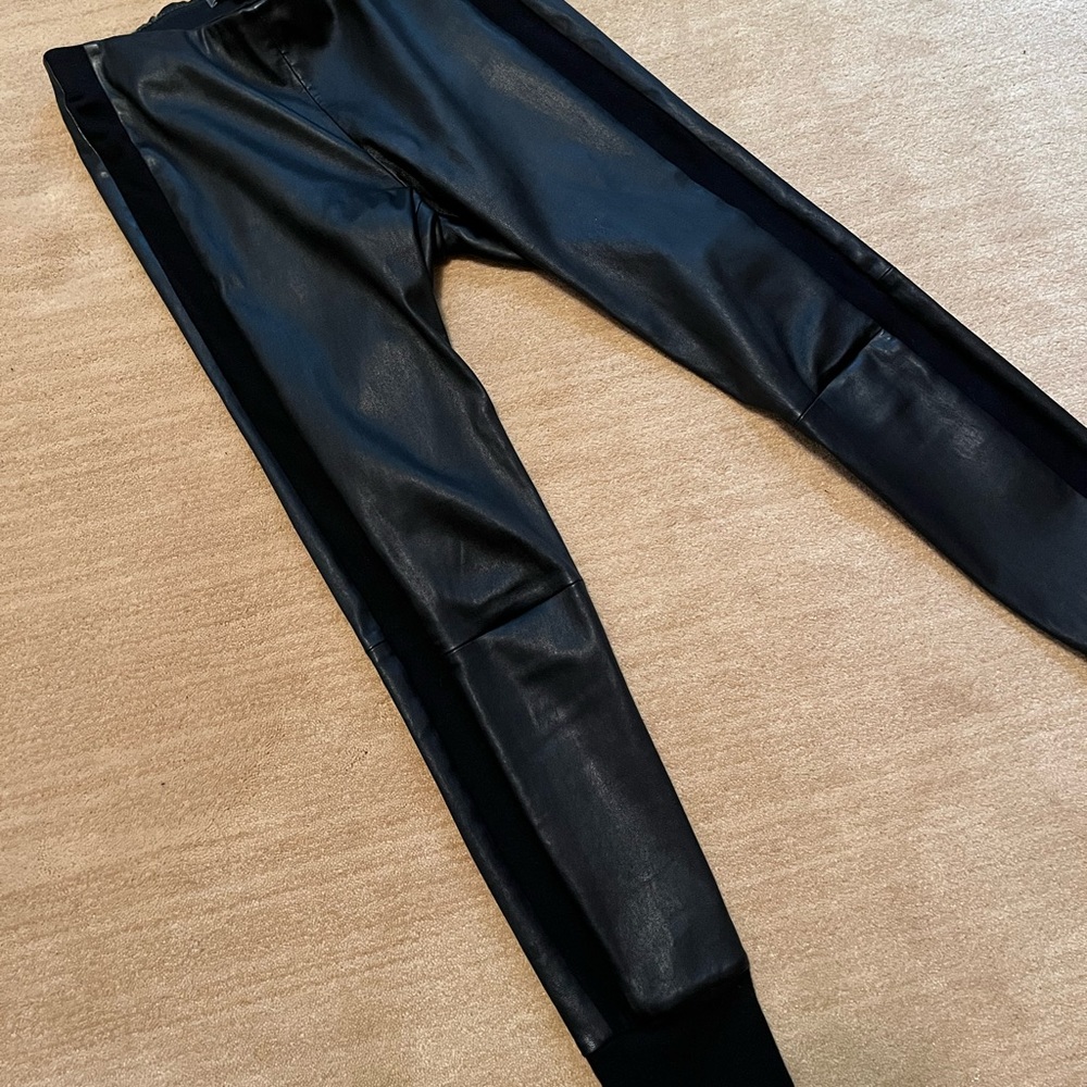 Vince Black leather jogger ankle pants Spandex stripe piping elastic waistband S